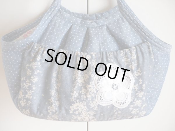 画像2: キャリーバッグ　タンガリードット＆お花ボーダー (2)