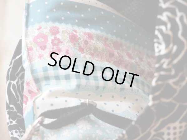 画像3: キャリーバッグ　薔薇　黒 (3)