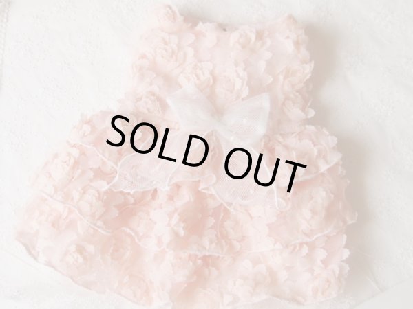 画像2: 立体薔薇　サーモンピンクワンピース (2)