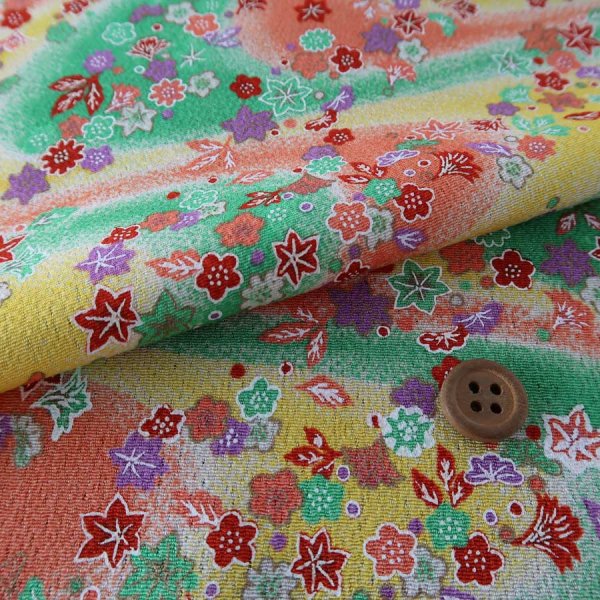 画像4: 犬服/猫服　晴れ着　ちりめん生地 吹寄せパステル調  振袖スタイル　お引きづり/通常着丈選択可能 (4)