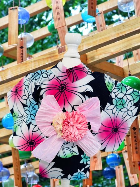 画像1: 浴衣  本染　鮮やかなお花 (1)